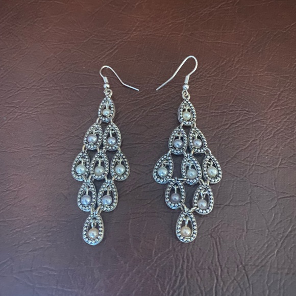 Beautiful Silver and Pearl Chandelier Earrings - Picture 1 of 5